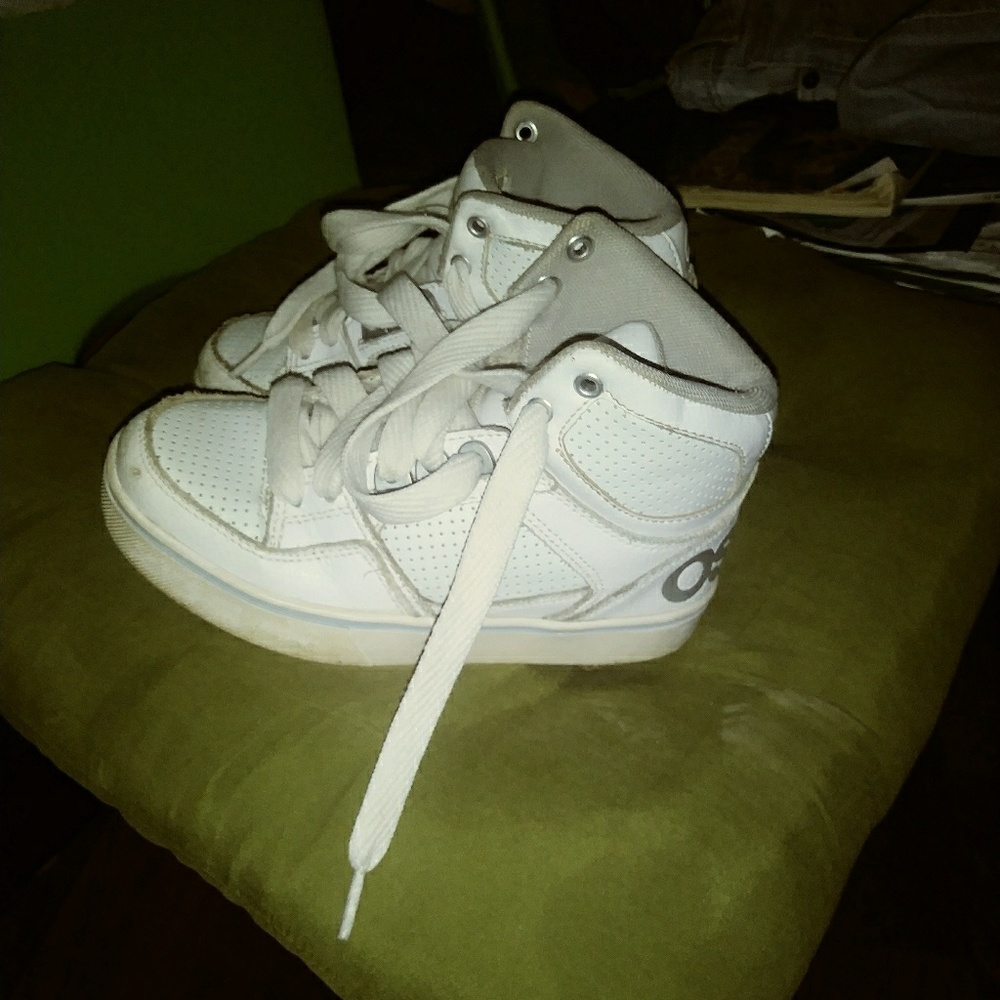 Boys casual shoes